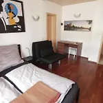 Ferienwohnung Ratisbona *