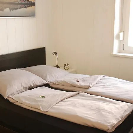 拉提斯博纳公寓 * 雷根斯堡