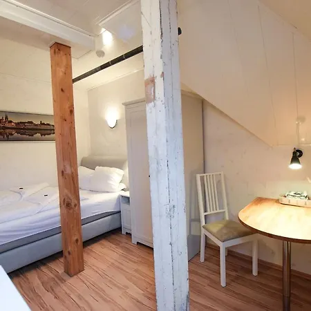 拉提斯博纳公寓 公寓 雷根斯堡