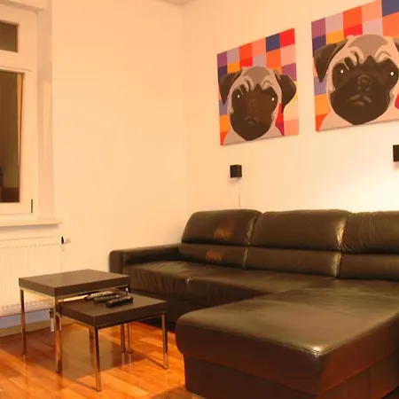 拉提斯博纳公寓 * 雷根斯堡